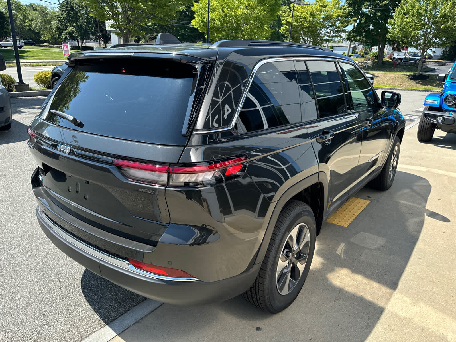 new 2024 Jeep Grand Cherokee 4xe car, priced at $51,069