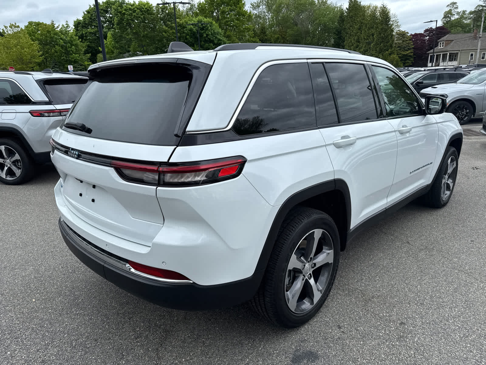 used 2022 Jeep Grand Cherokee 4xe car, priced at $32,500