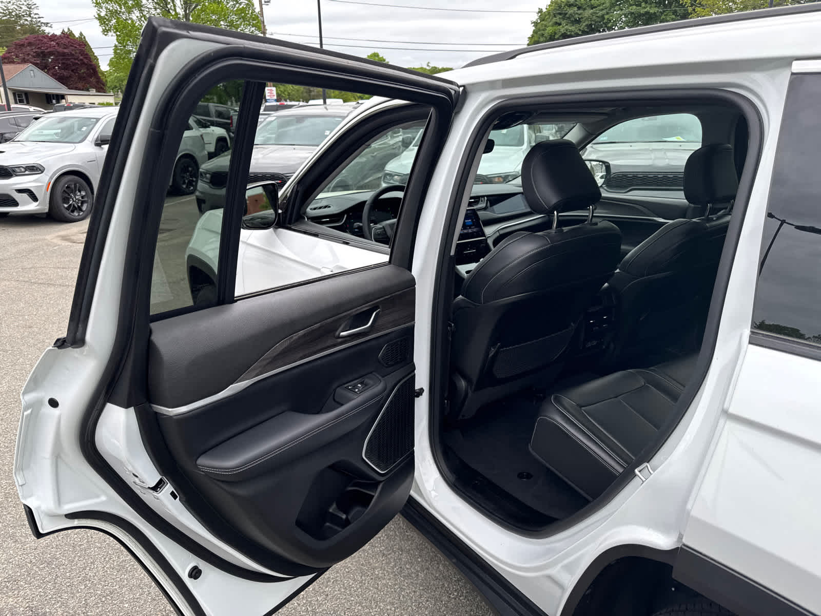 used 2022 Jeep Grand Cherokee 4xe car, priced at $32,500