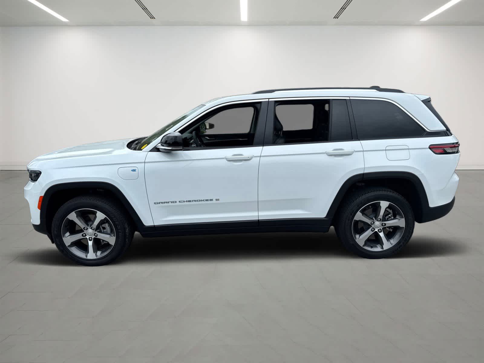 used 2022 Jeep Grand Cherokee 4xe car, priced at $32,500