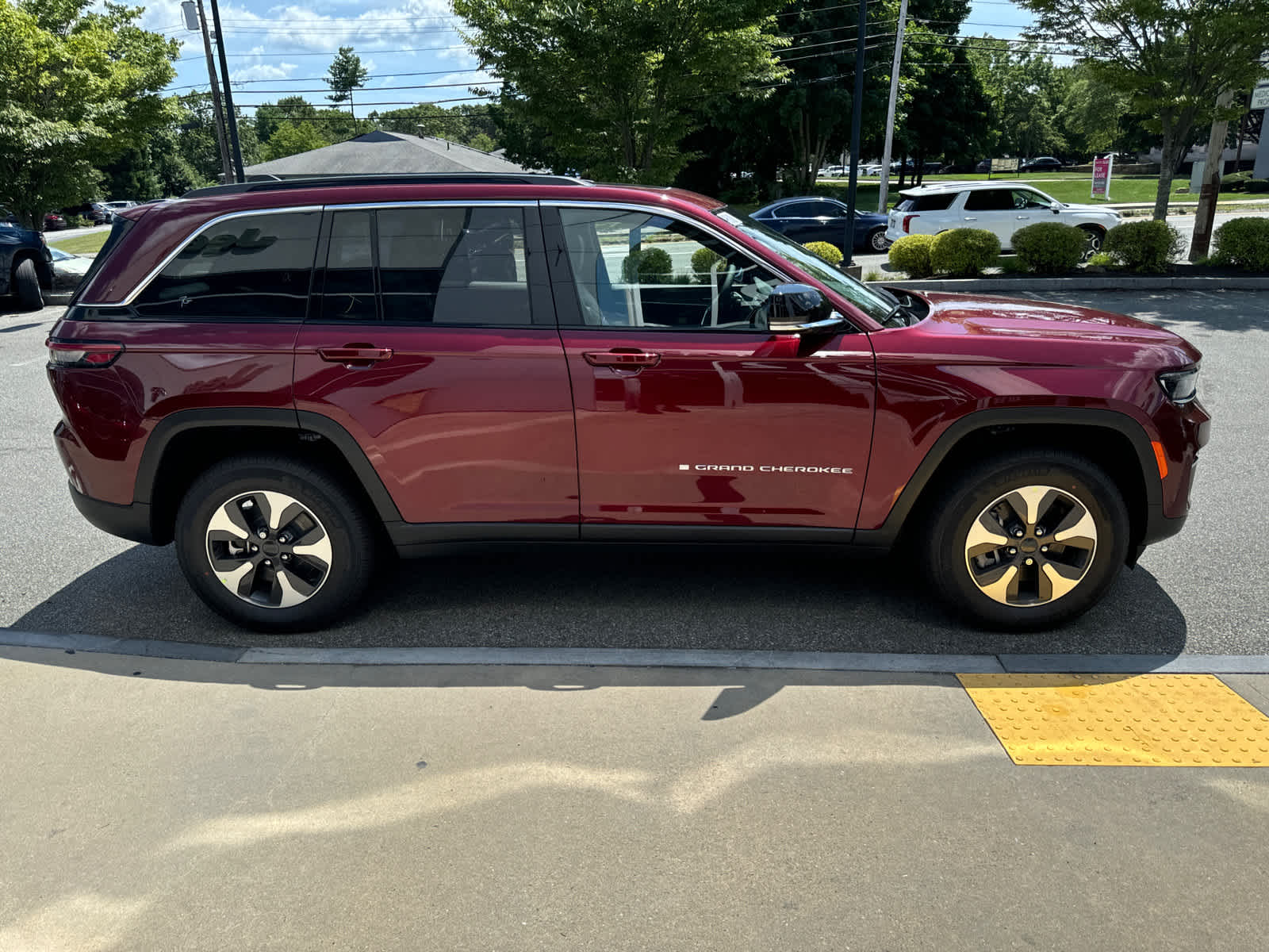 new 2024 Jeep Grand Cherokee 4xe car, priced at $50,794