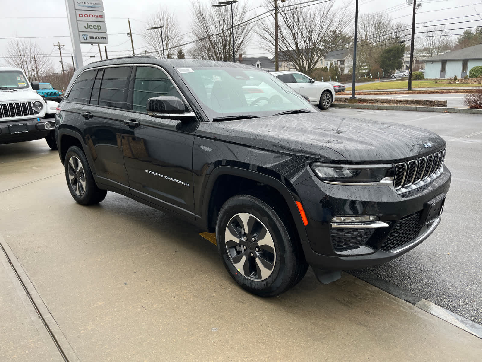 new 2024 Jeep Grand Cherokee 4xe car, priced at $50,779