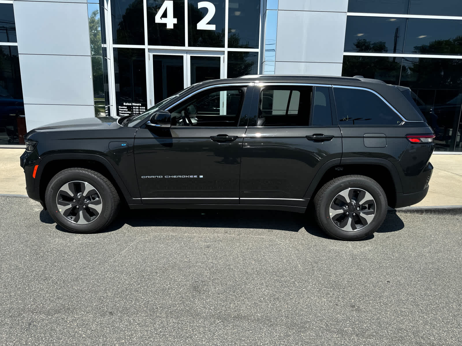 new 2024 Jeep Grand Cherokee 4xe car, priced at $50,794