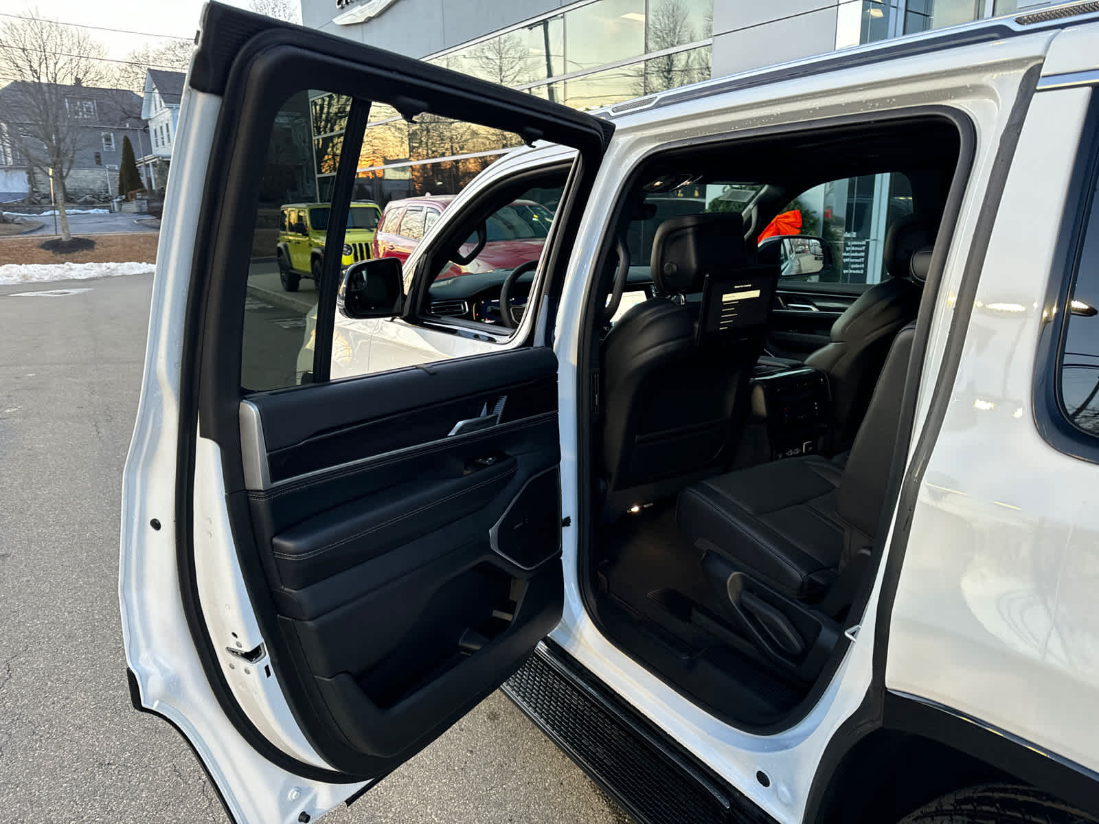 new 2024 Jeep Wagoneer car, priced at $72,857