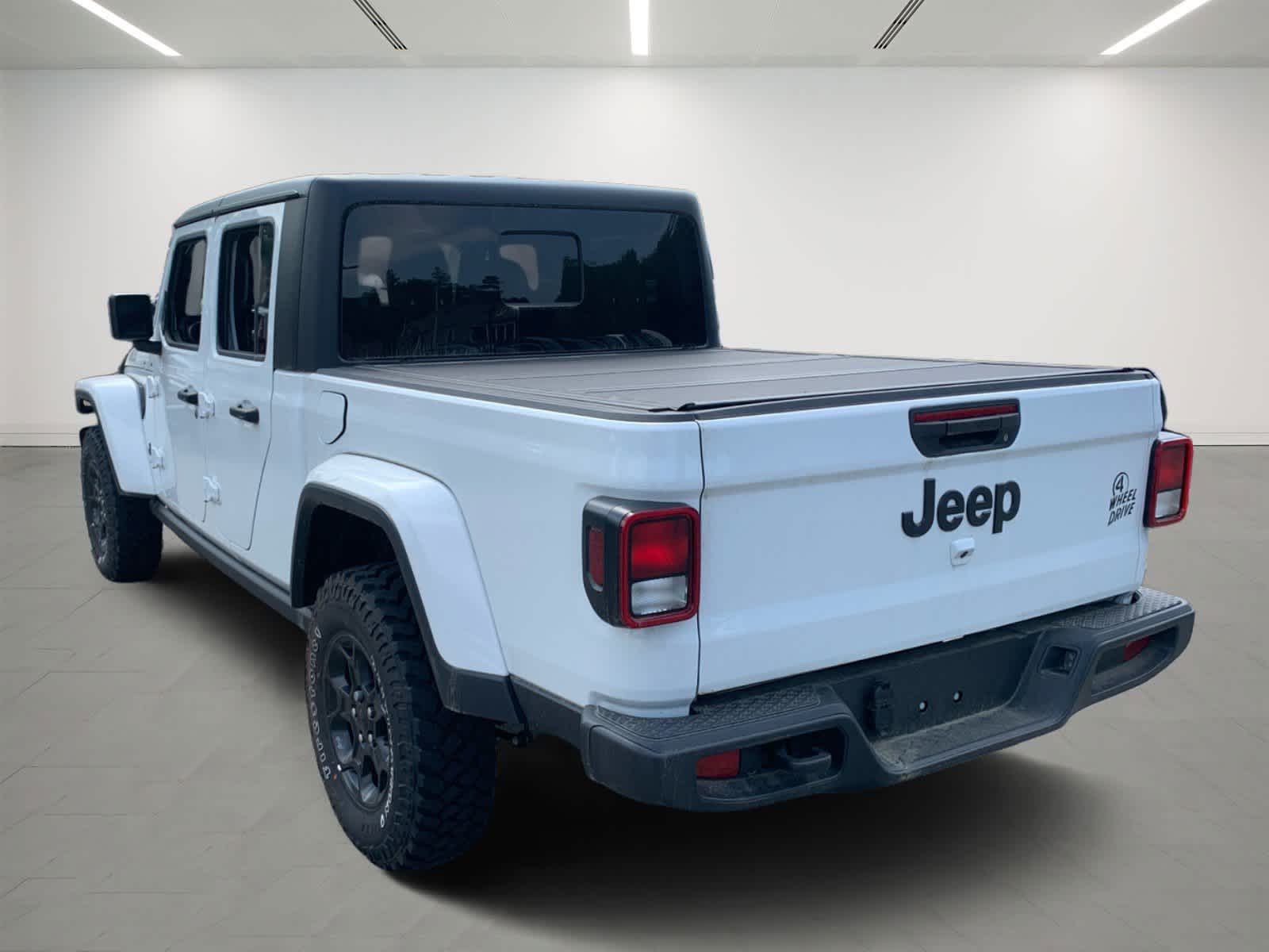 new 2023 Jeep Gladiator car, priced at $49,108