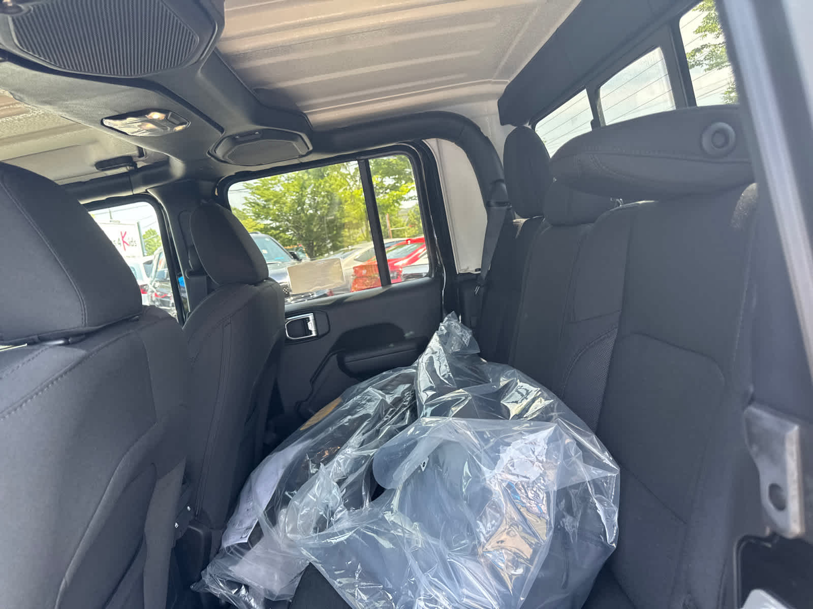 new 2023 Jeep Gladiator car, priced at $44,171