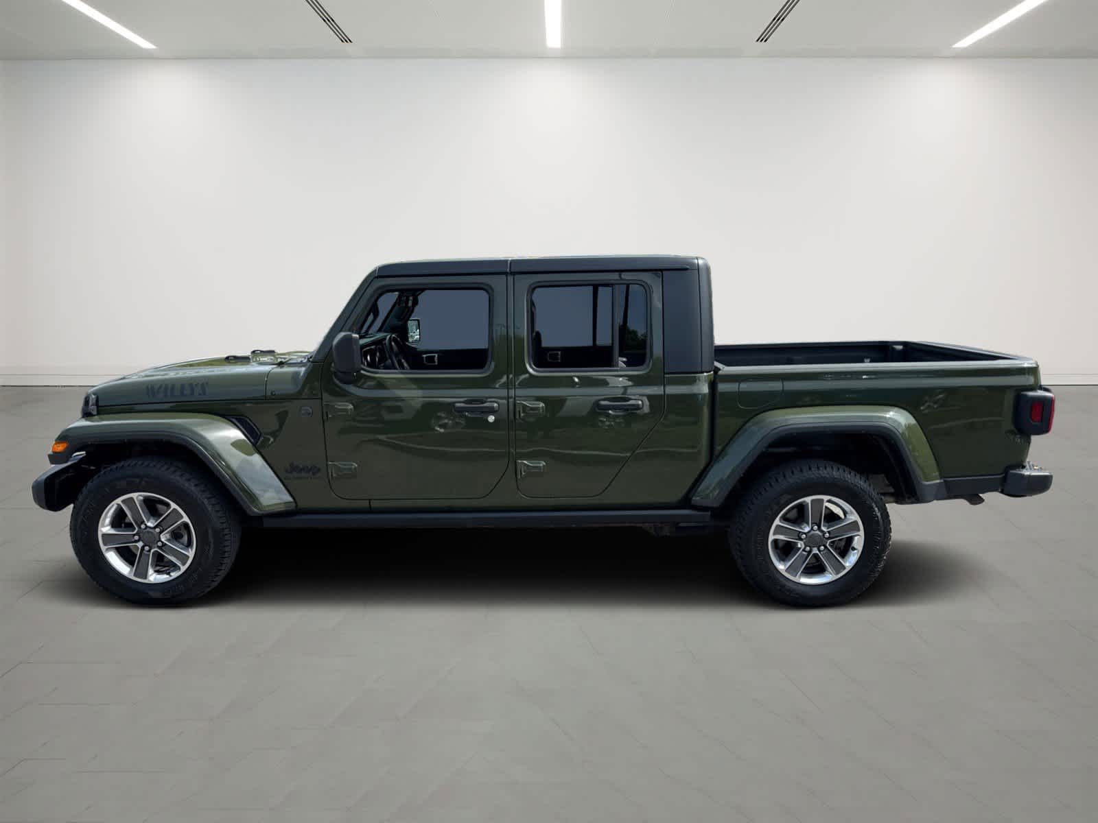 used 2022 Jeep Gladiator car, priced at $30,900