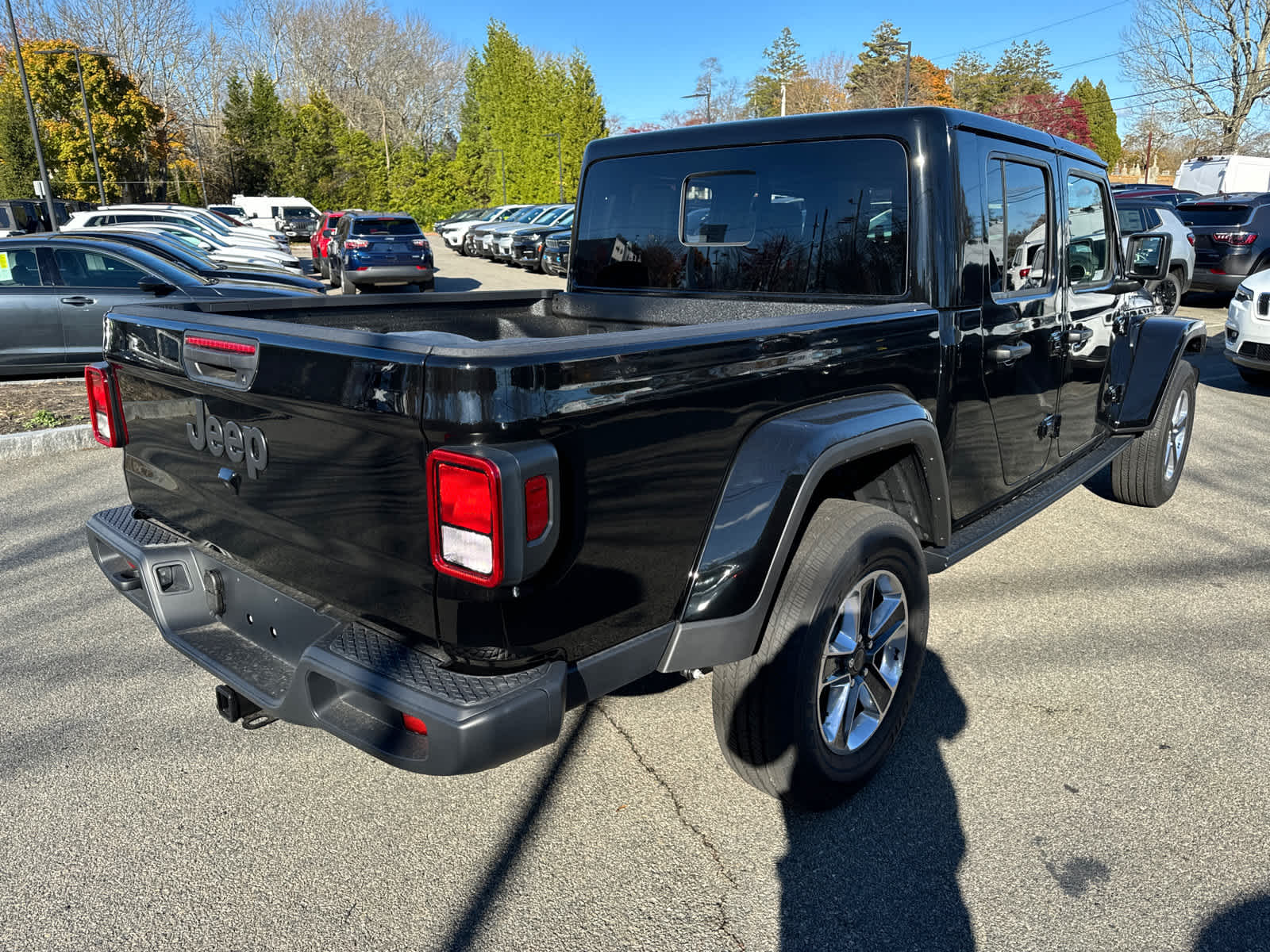 new 2024 Jeep Gladiator car, priced at $45,113