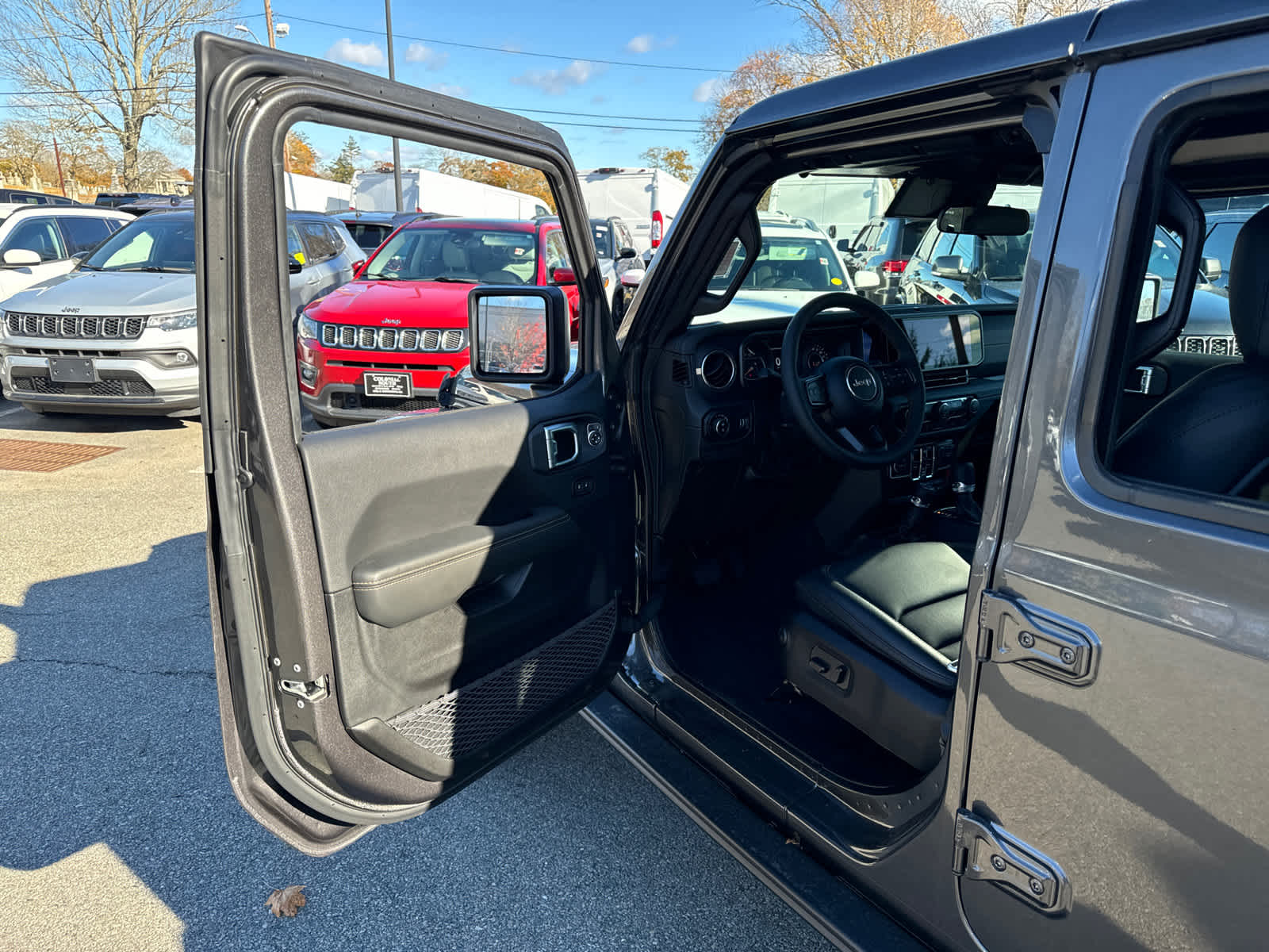 new 2024 Jeep Gladiator car, priced at $45,087