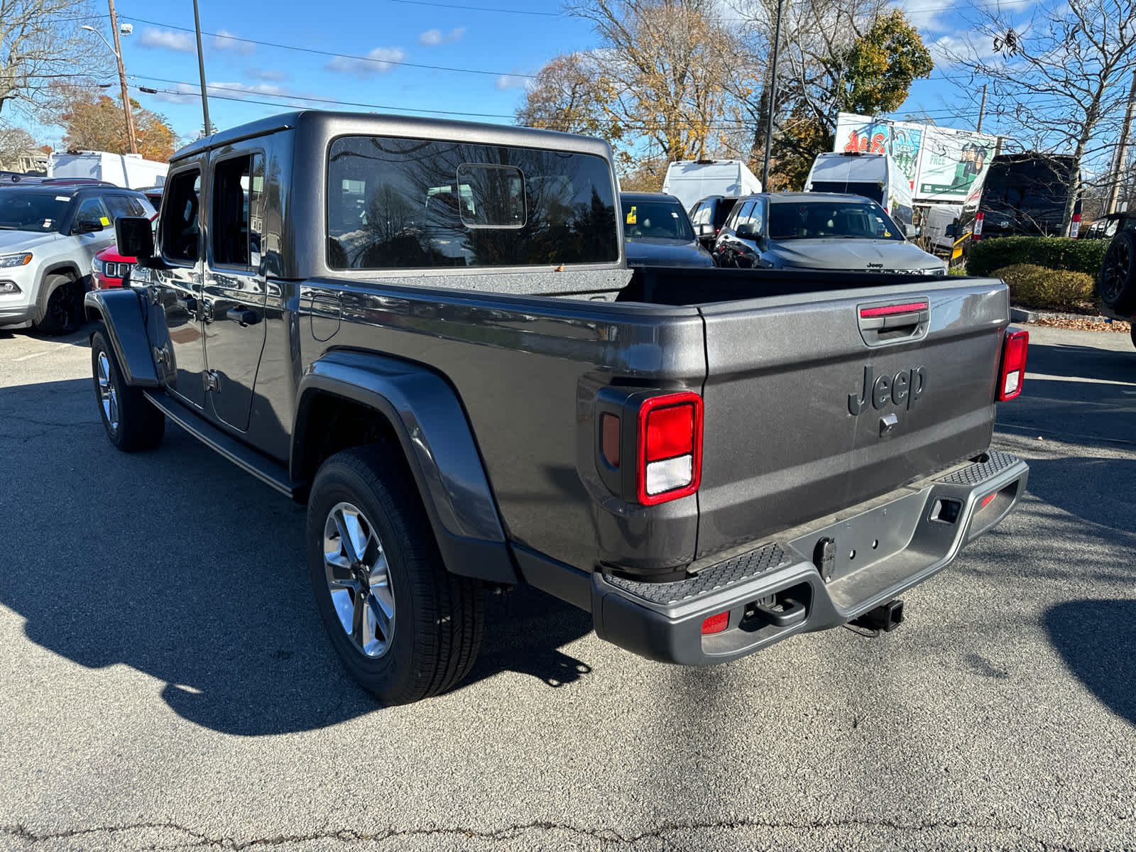 new 2024 Jeep Gladiator car, priced at $45,087