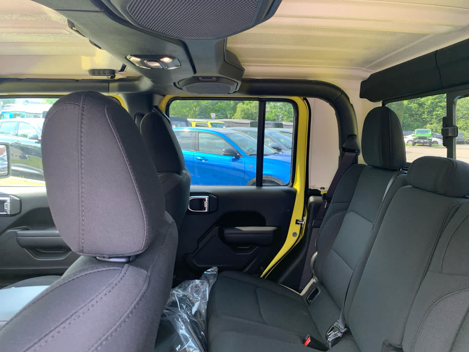 new 2023 Jeep Gladiator car, priced at $42,935