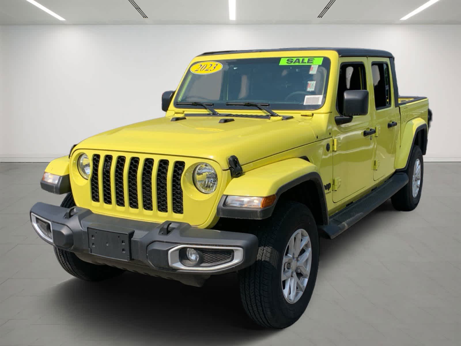 new 2023 Jeep Gladiator car, priced at $42,935
