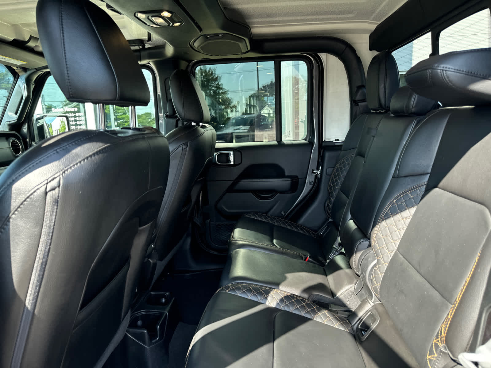 used 2021 Jeep Gladiator car, priced at $32,800