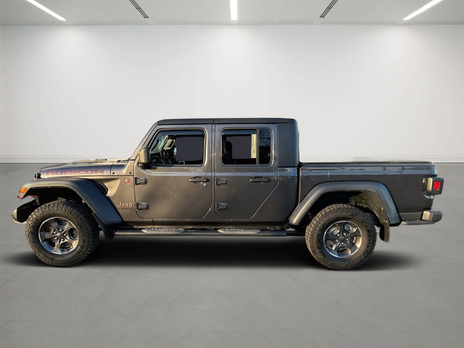 used 2020 Jeep Gladiator car, priced at $32,137