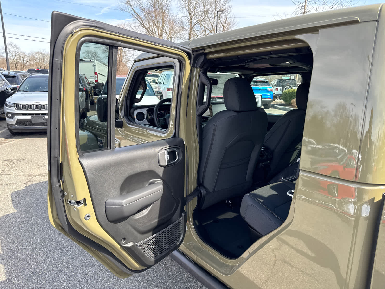 new 2025 Jeep Gladiator car, priced at $40,512