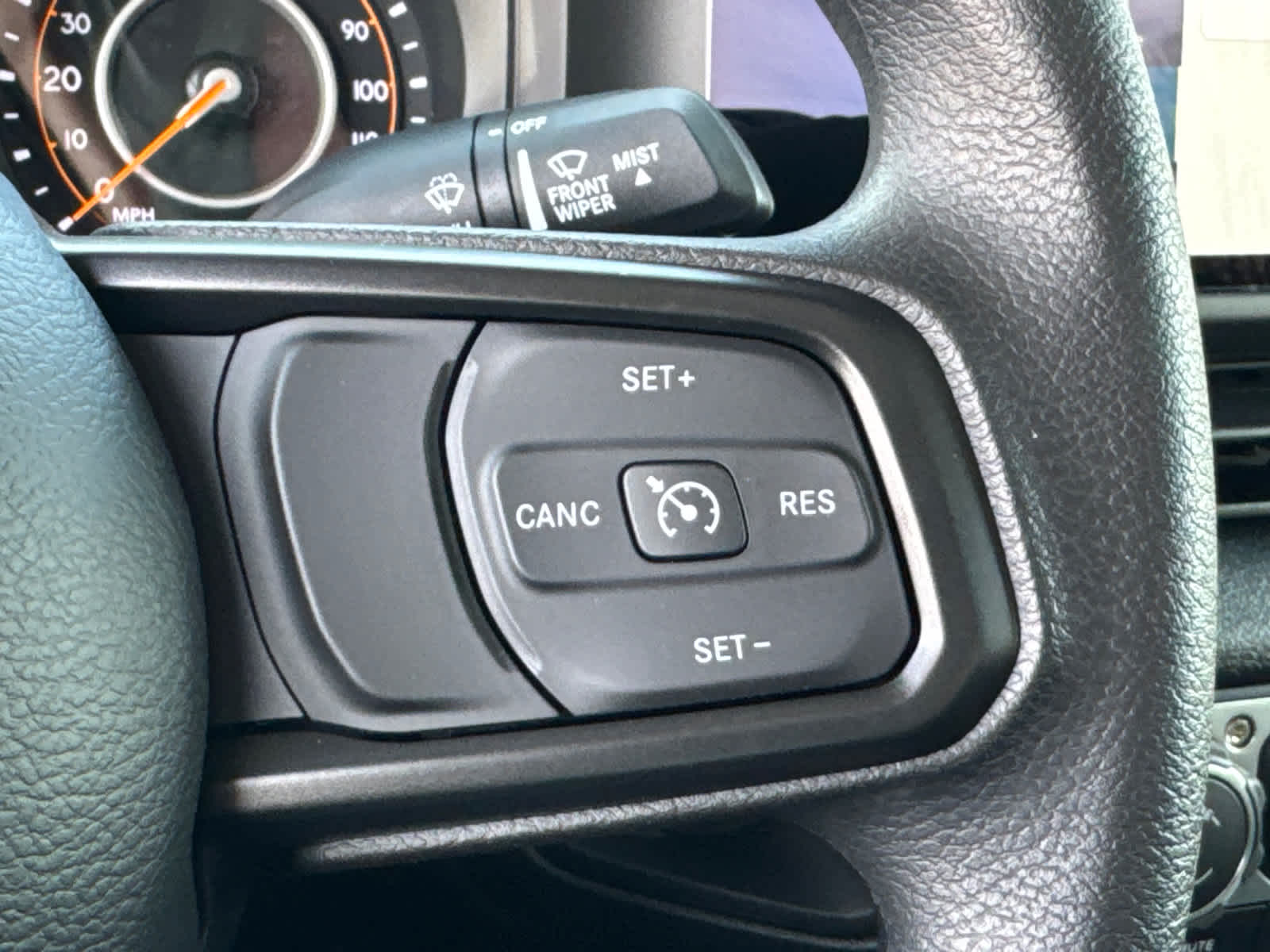 new 2025 Jeep Gladiator car, priced at $40,512