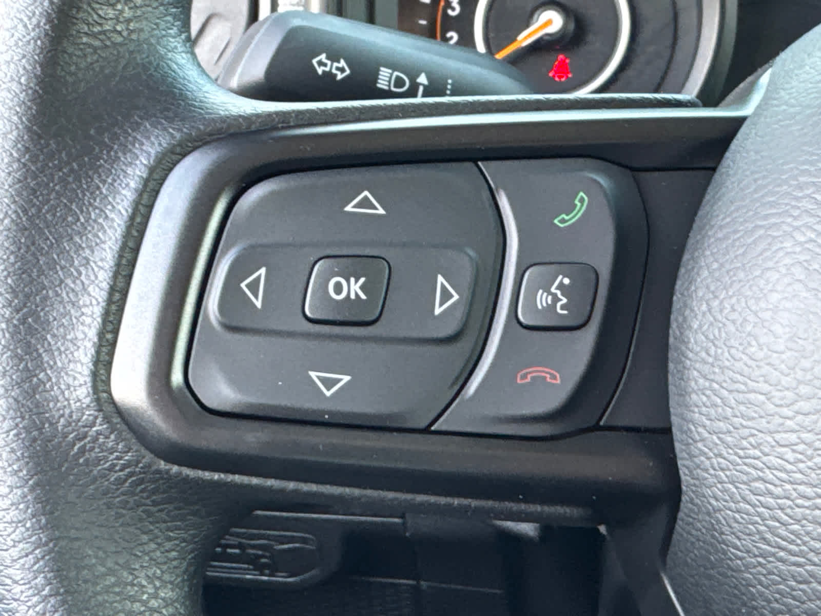 new 2025 Jeep Gladiator car, priced at $40,512