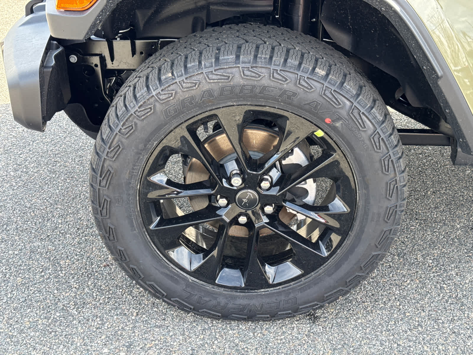 new 2025 Jeep Gladiator car, priced at $40,512