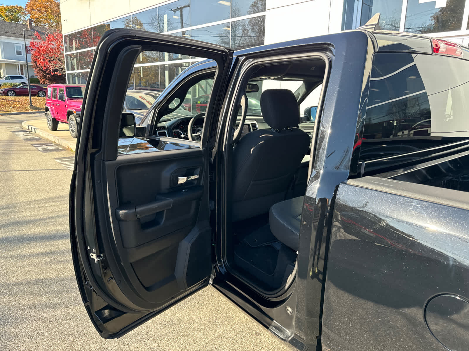 used 2021 Ram 1500 Classic car, priced at $29,500