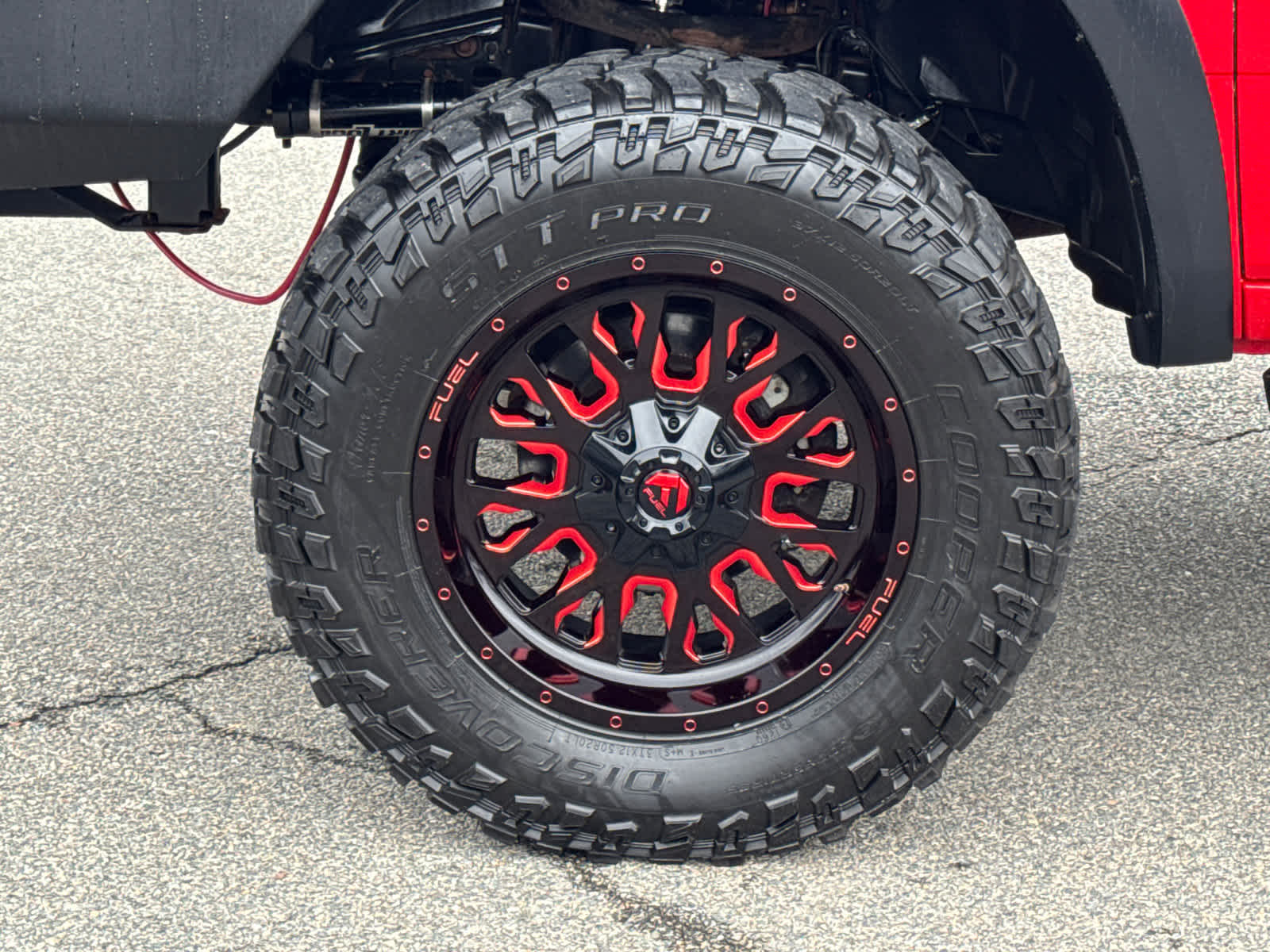 used 2019 Ram 1500 Classic car, priced at $29,900