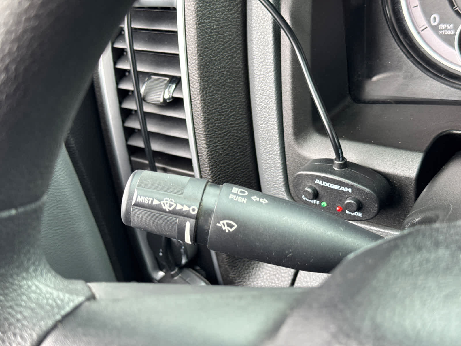 used 2019 Ram 1500 Classic car, priced at $29,900