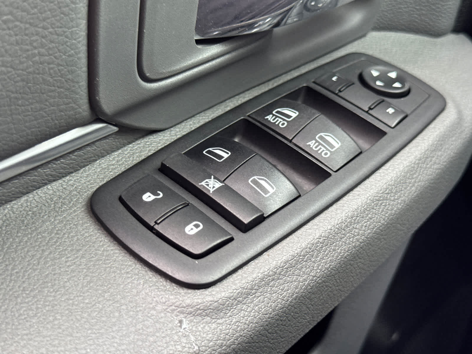 used 2019 Ram 1500 Classic car, priced at $29,900