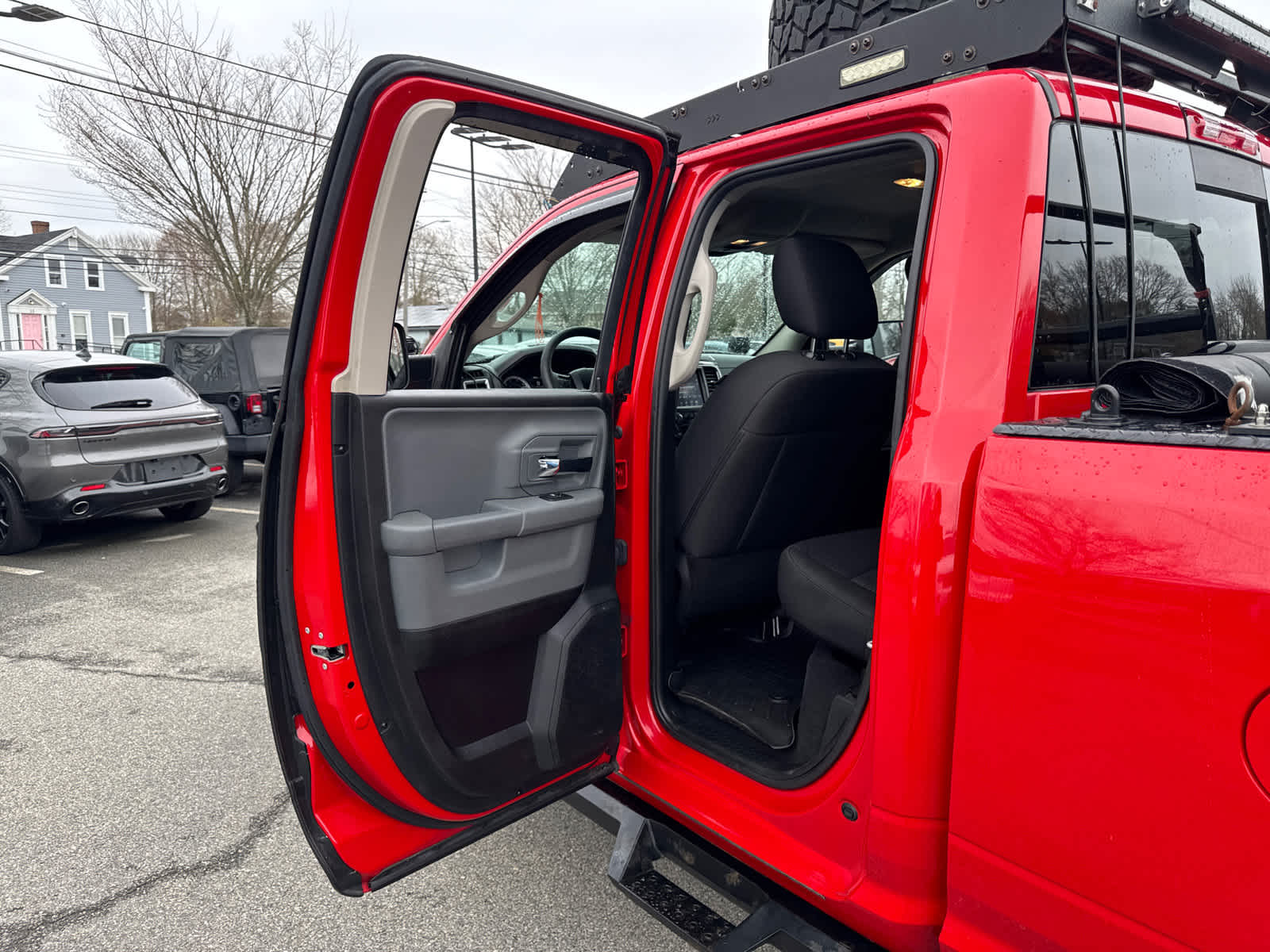 used 2019 Ram 1500 Classic car, priced at $29,900