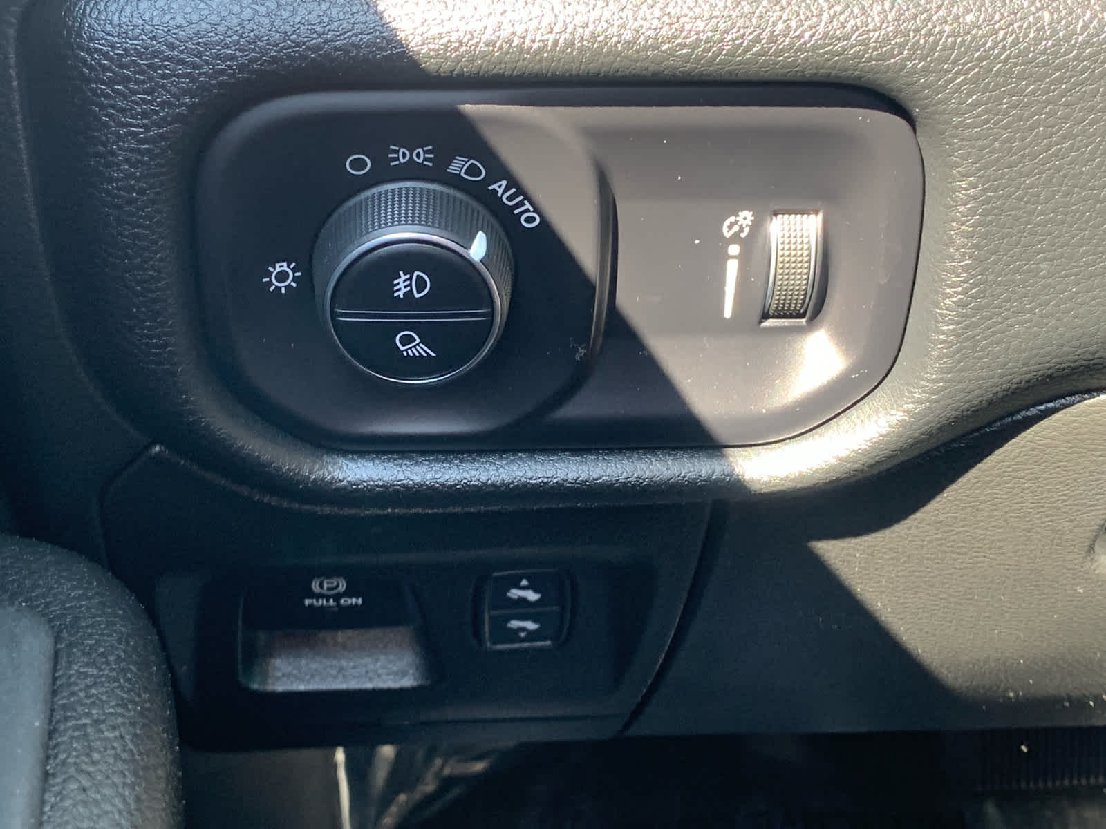used 2022 Ram 1500 car, priced at $35,349