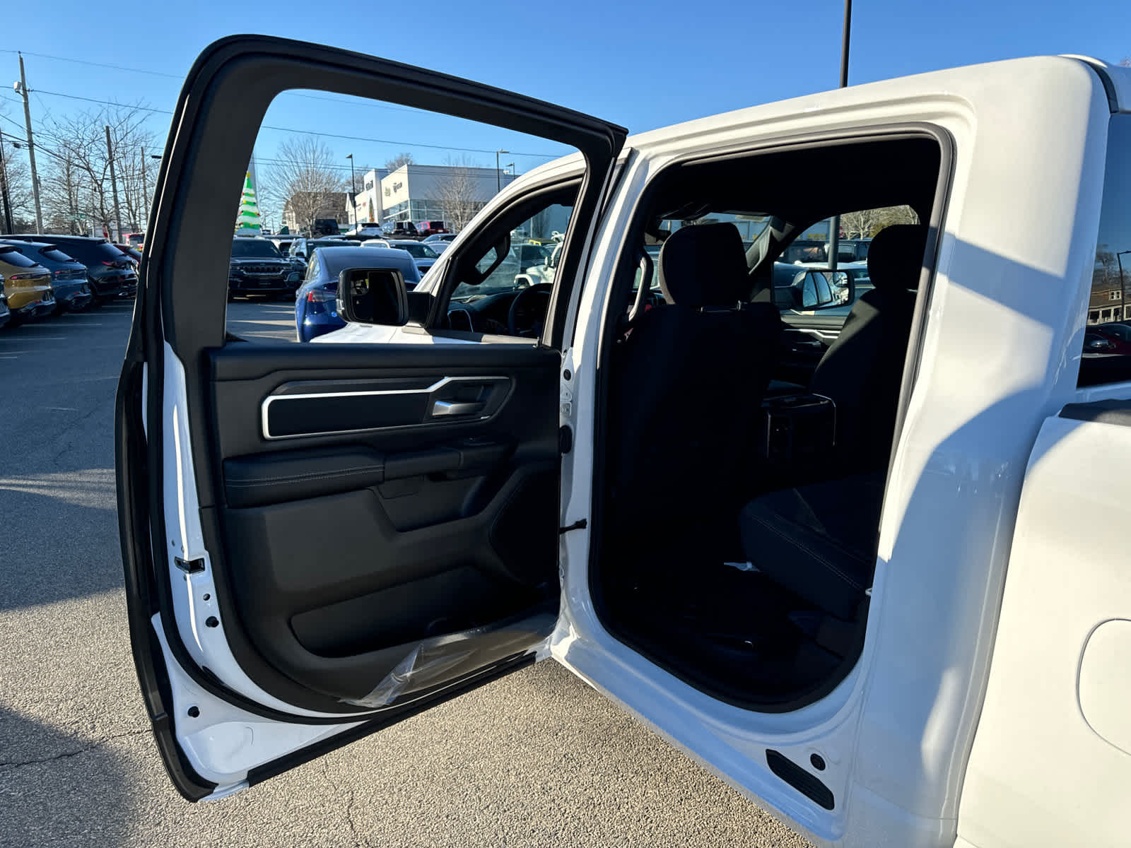 new 2025 Ram 1500 car, priced at $55,143