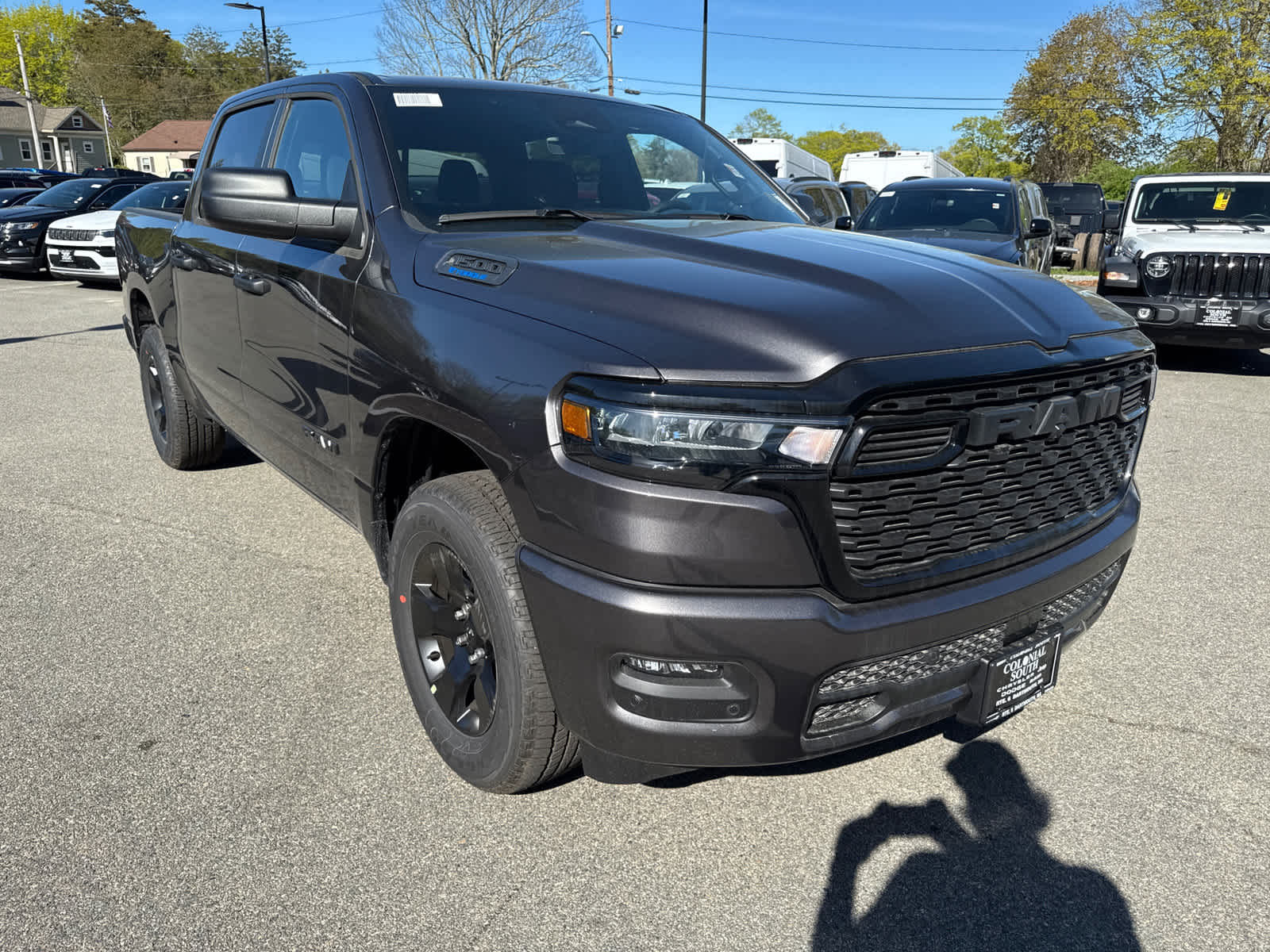 new 2025 Ram 1500 car, priced at $43,396