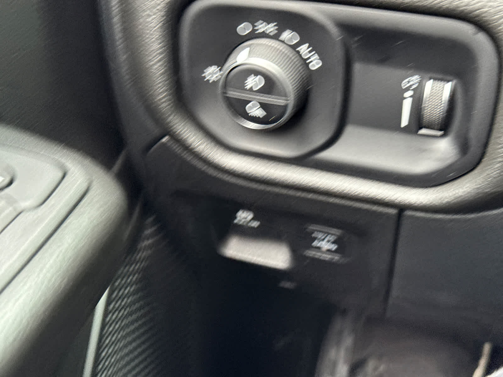 new 2025 Ram 1500 car, priced at $43,396