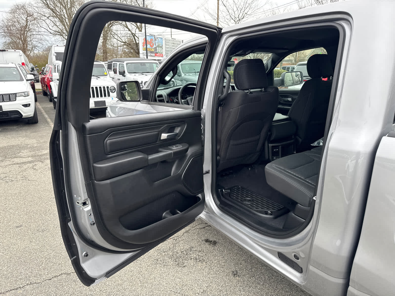 new 2025 Ram 1500 car, priced at $43,396