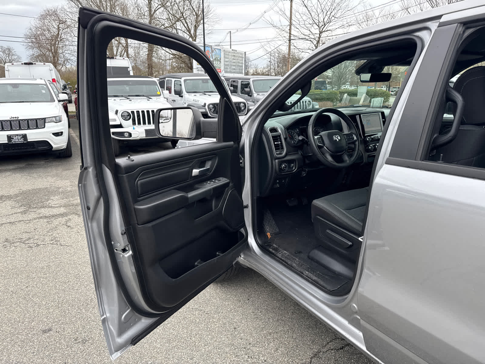 new 2025 Ram 1500 car, priced at $43,396