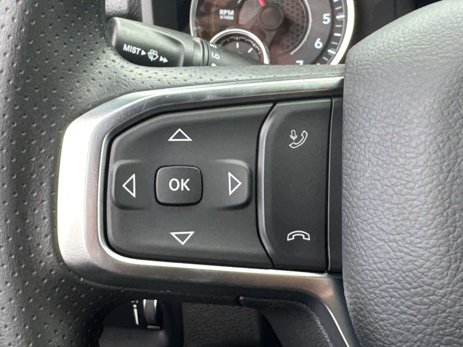 new 2025 Ram 1500 car, priced at $43,124