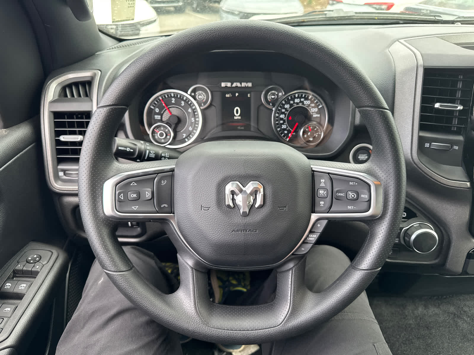 new 2025 Ram 1500 car, priced at $43,124