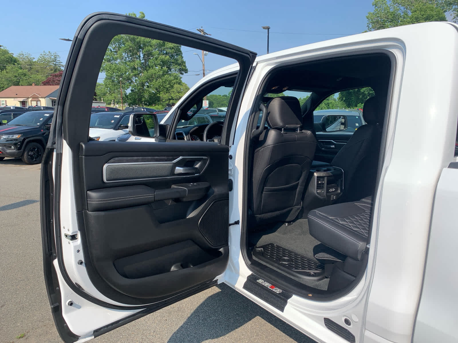 new 2022 Ram 1500 car, priced at $59,998