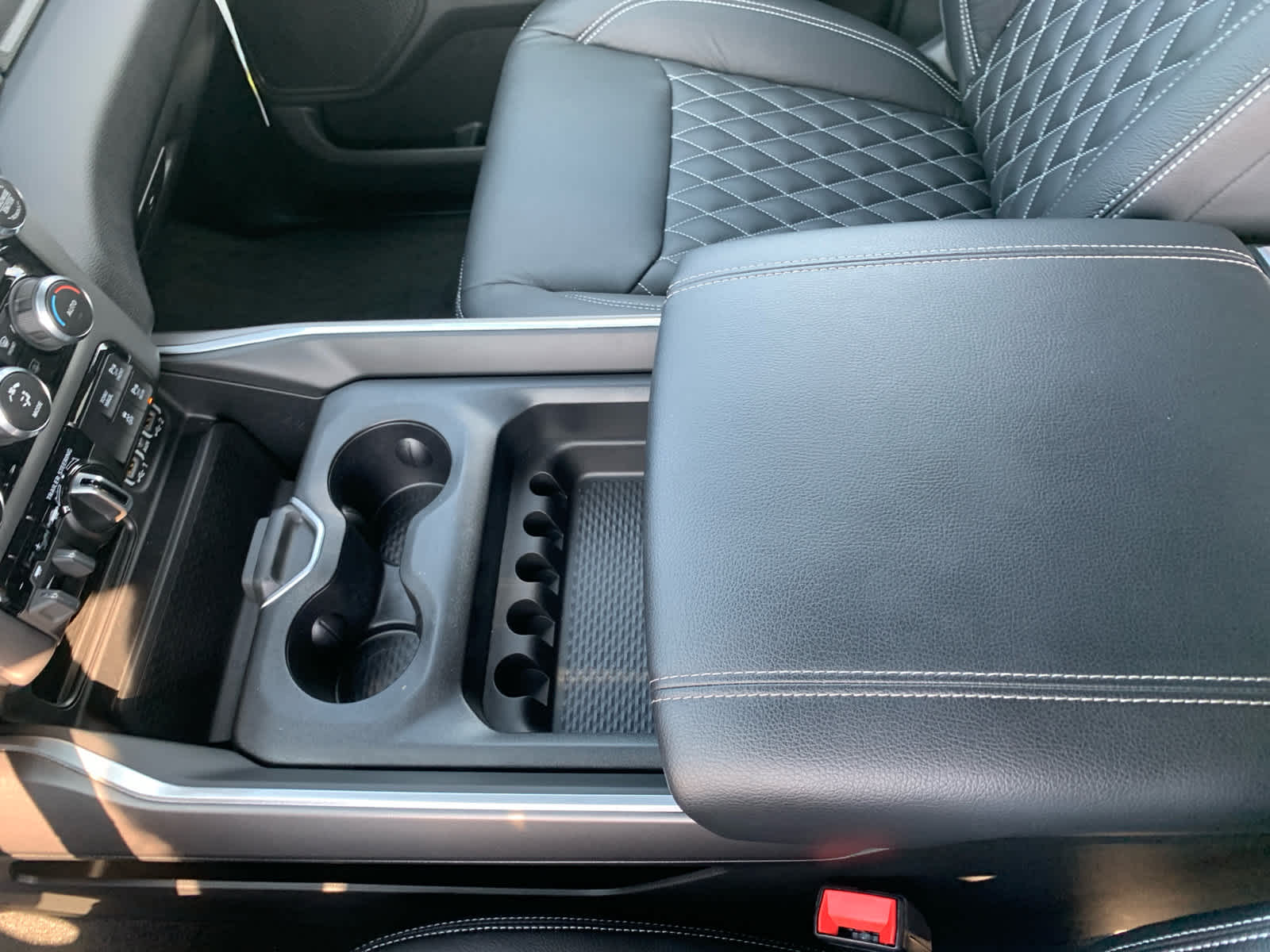 new 2022 Ram 1500 car, priced at $59,998