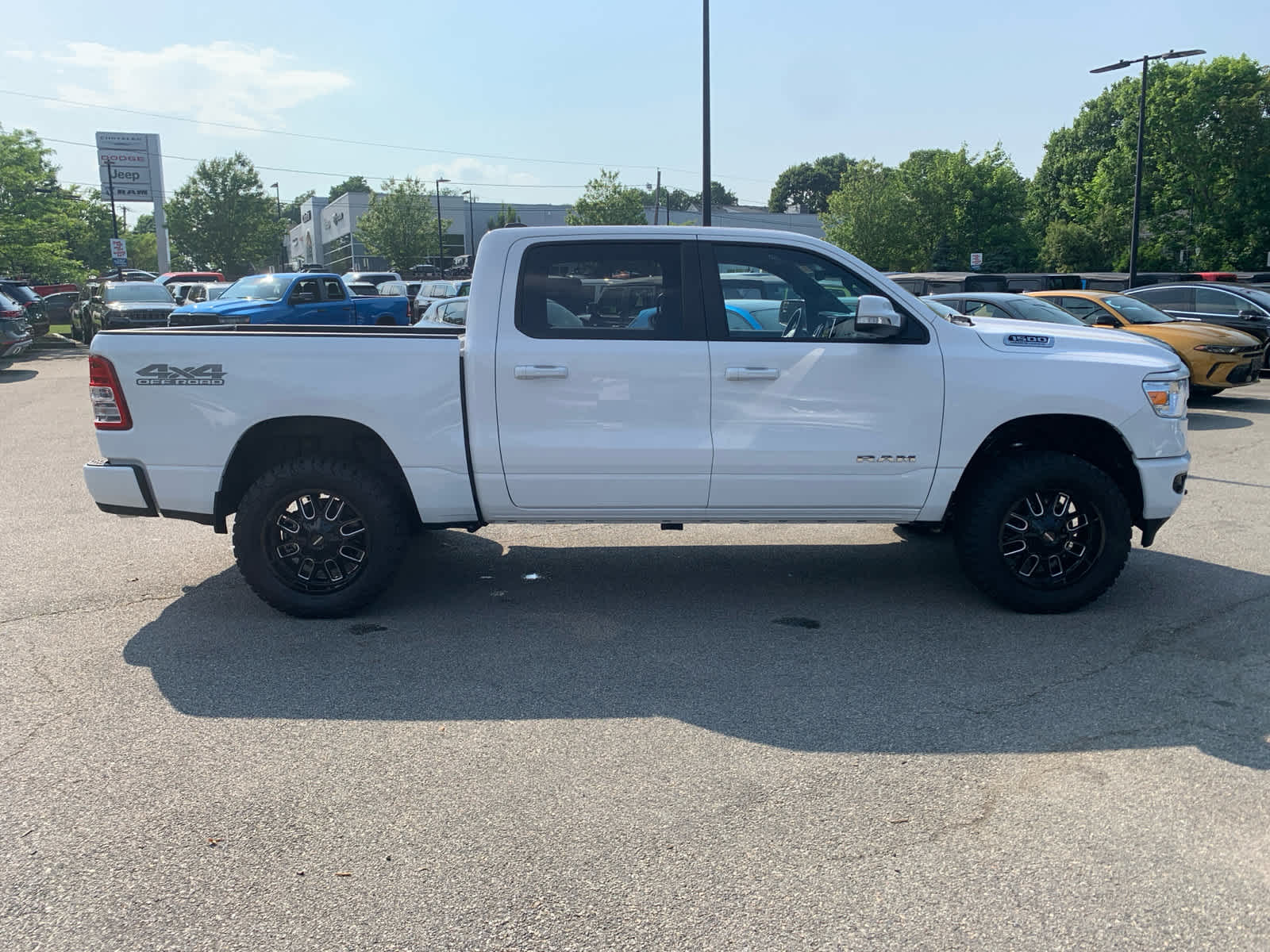 new 2022 Ram 1500 car, priced at $59,998