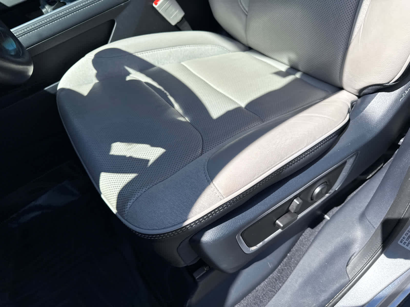 used 2022 Ram 1500 car, priced at $46,500