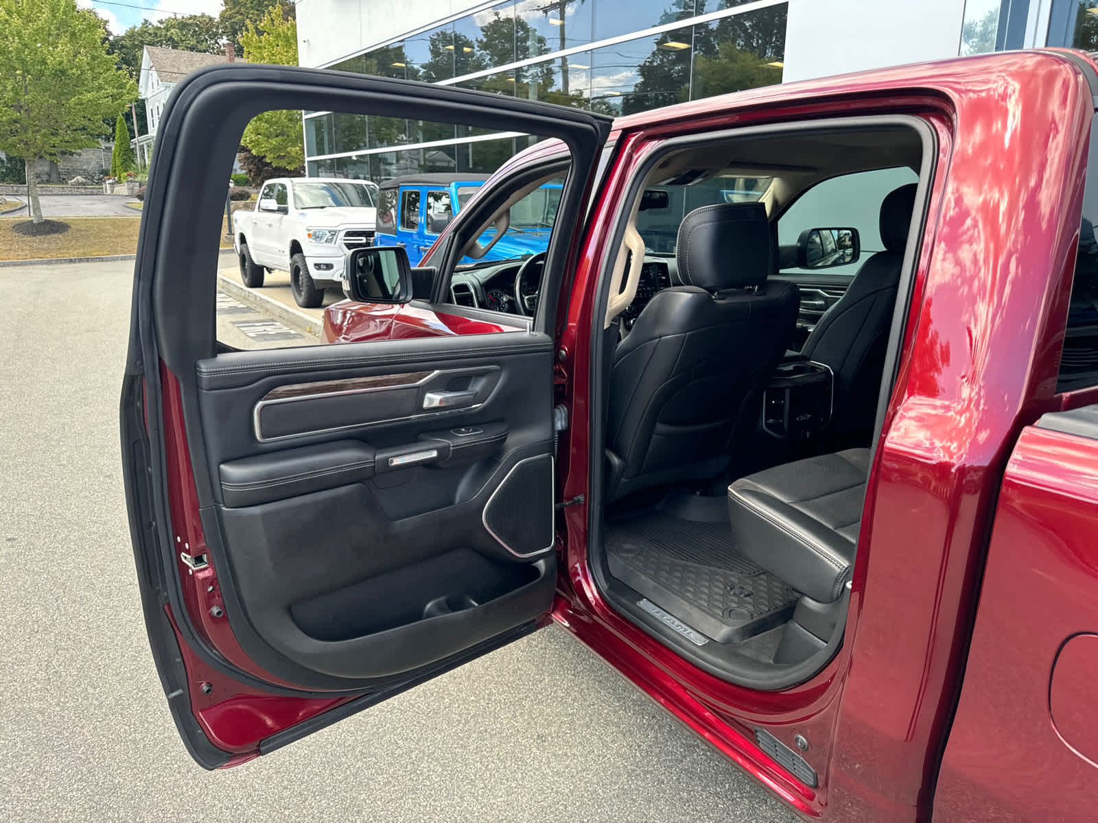 used 2020 Ram 1500 car, priced at $37,500