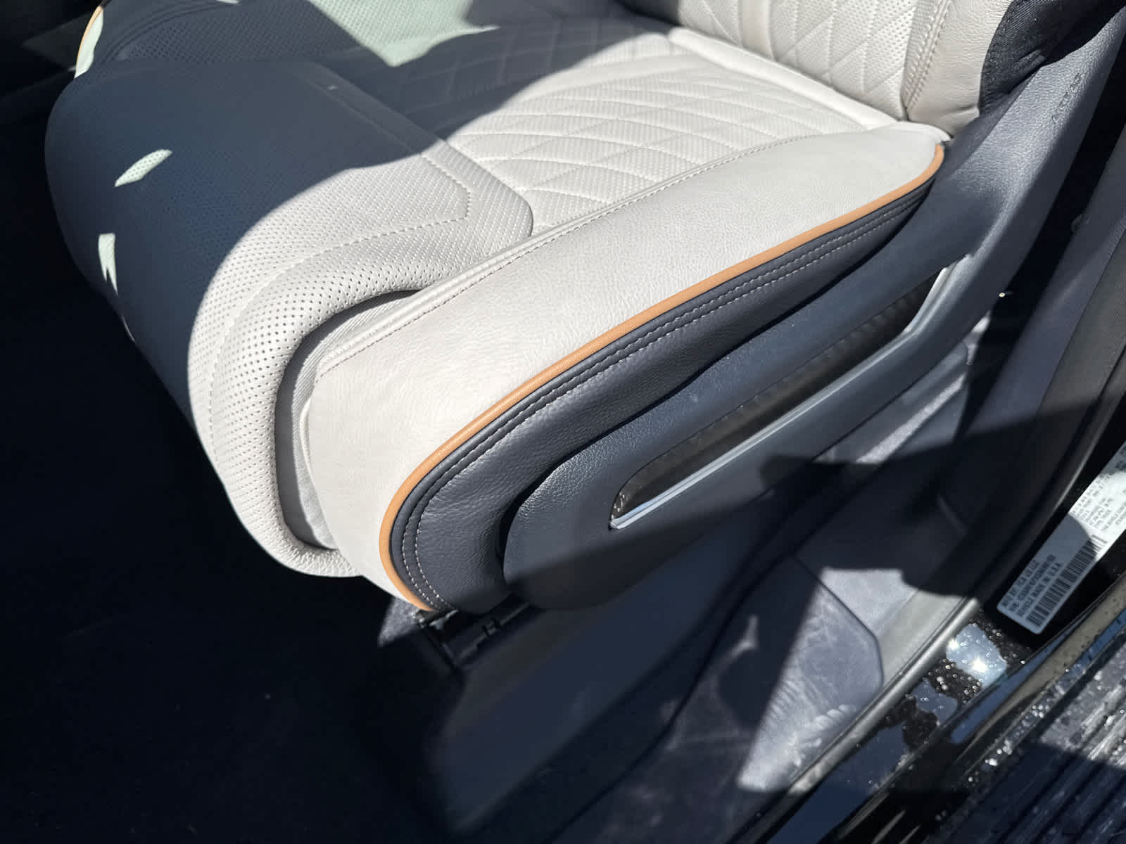 new 2025 Ram 1500 car, priced at $83,842
