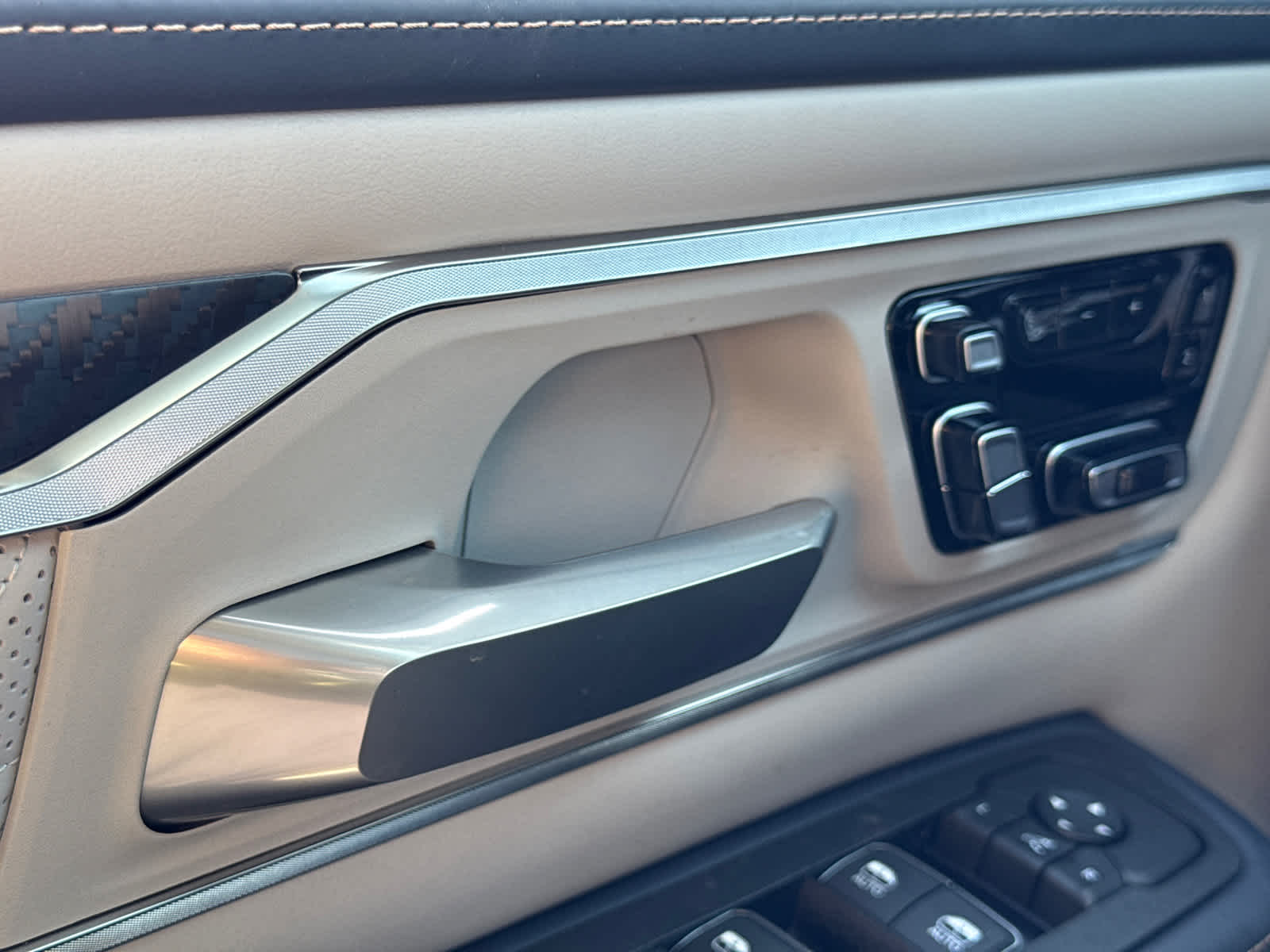 new 2025 Ram 1500 car, priced at $83,842