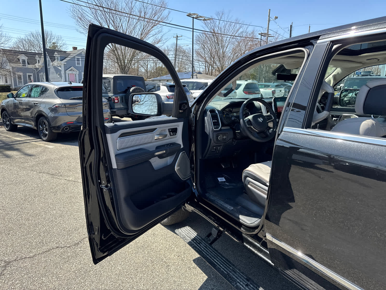 new 2025 Ram 1500 car, priced at $83,842