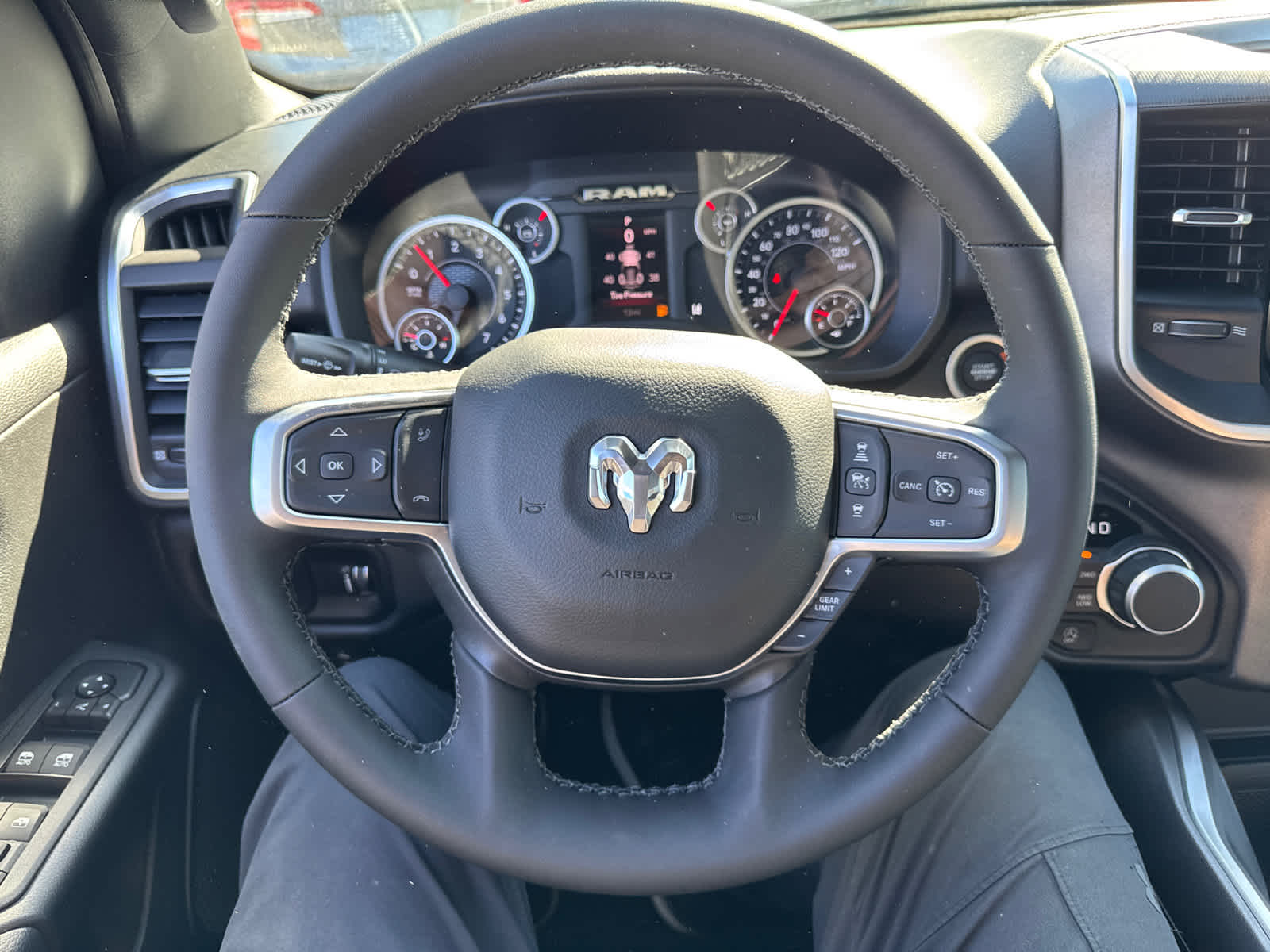 new 2025 Ram 1500 car, priced at $47,418