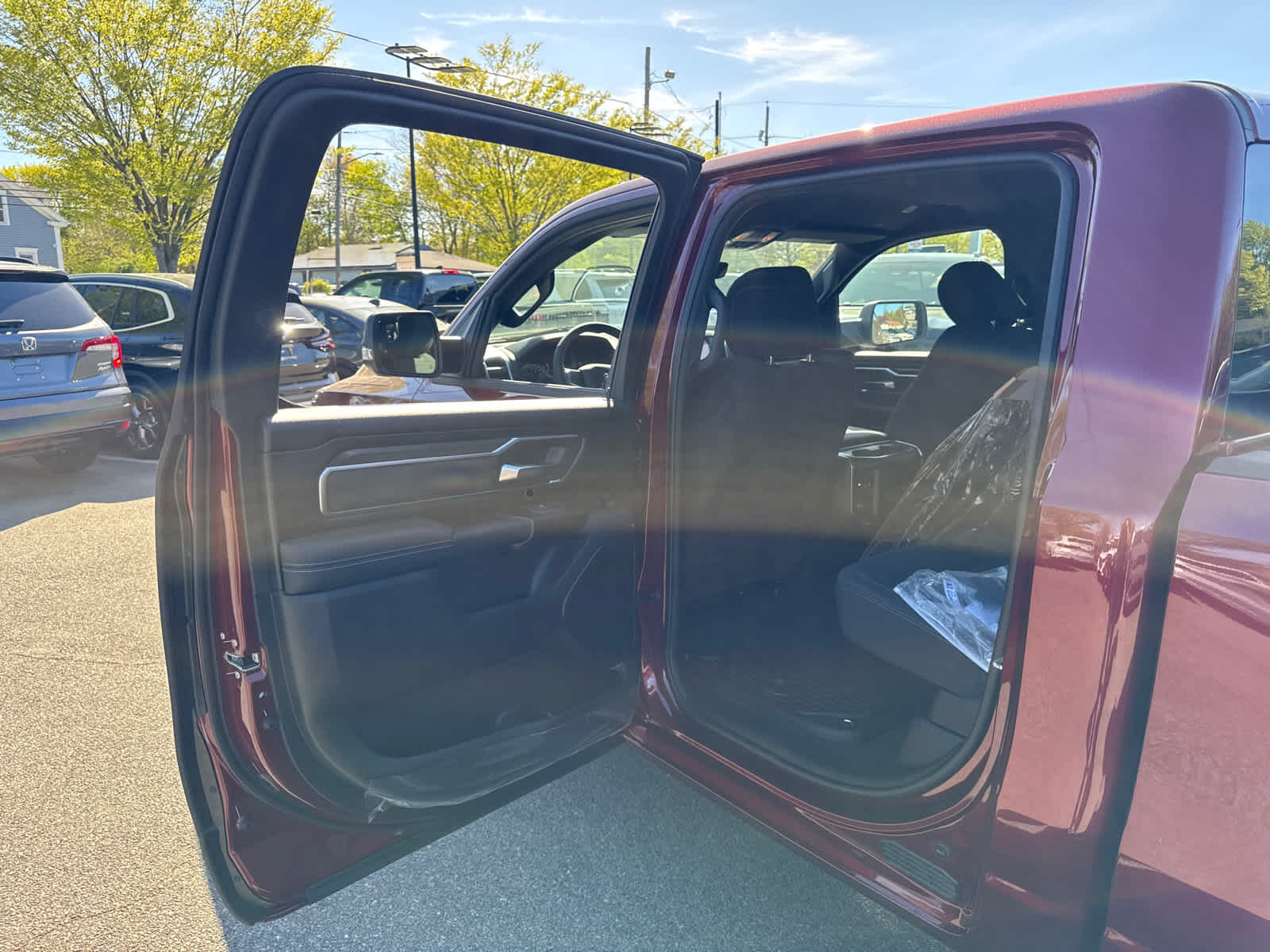 new 2025 Ram 1500 car, priced at $47,418