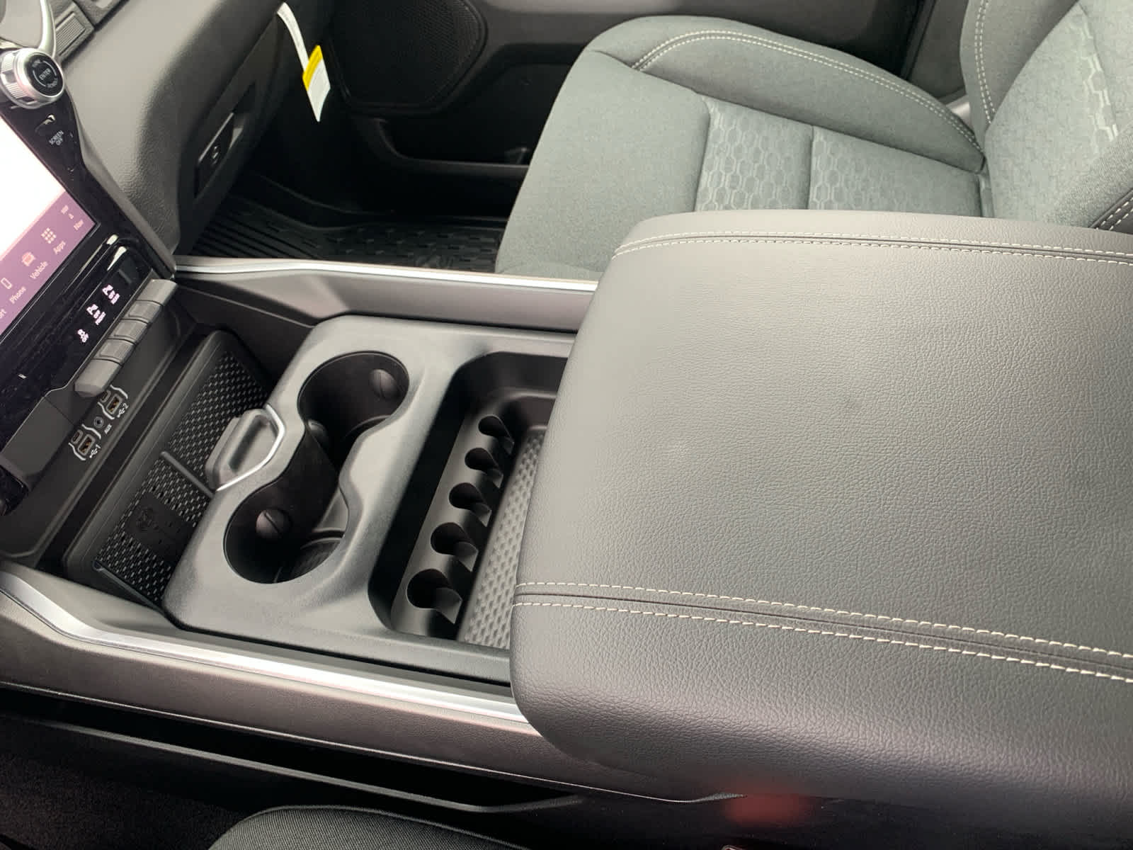 new 2025 Ram 1500 car, priced at $51,431