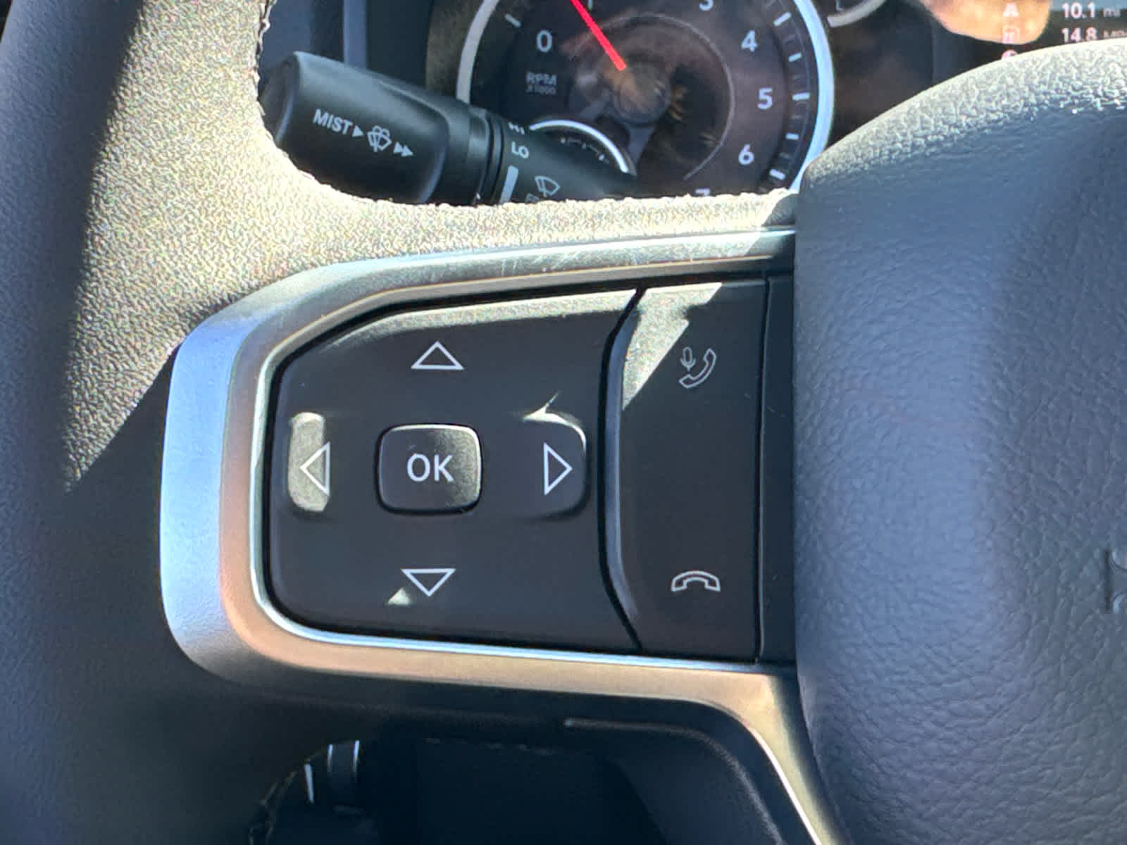 new 2025 Ram 1500 car, priced at $47,582