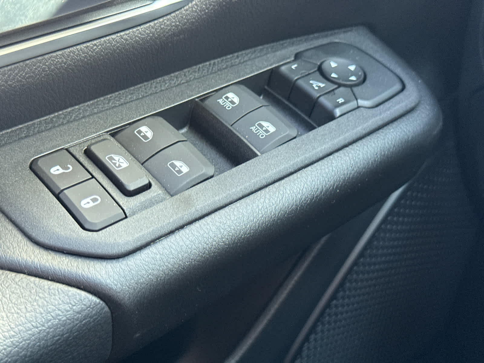 new 2025 Ram 1500 car, priced at $47,582