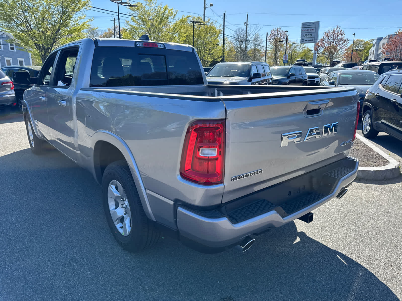 new 2025 Ram 1500 car, priced at $47,582