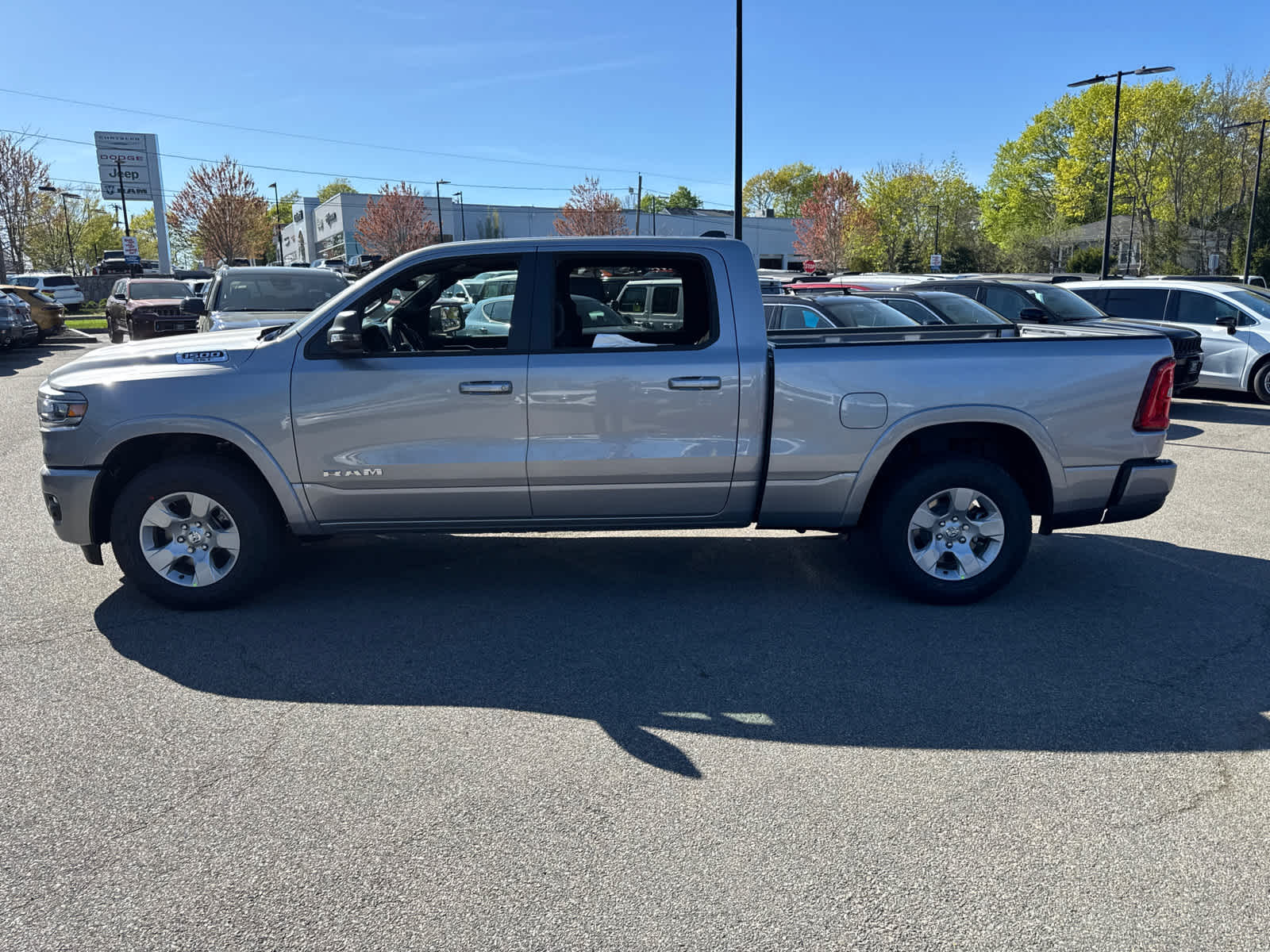 new 2025 Ram 1500 car, priced at $47,582